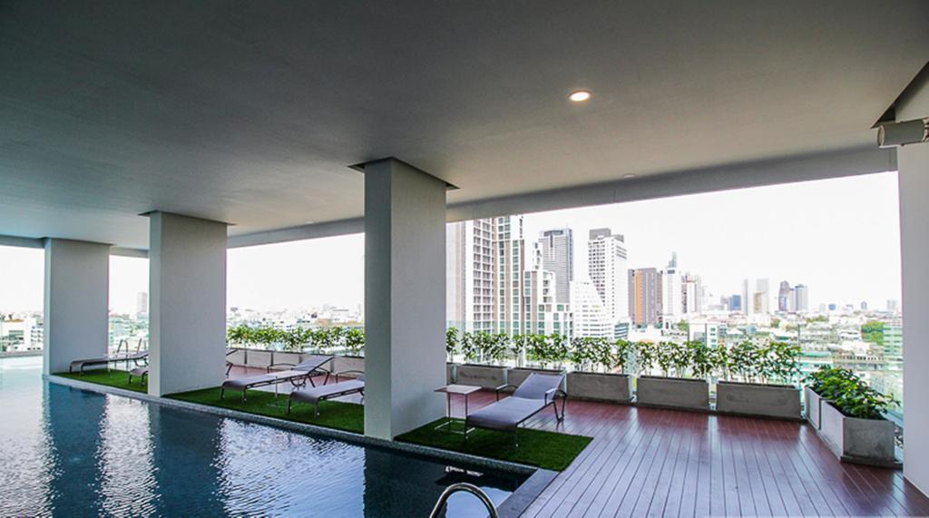 Wooden Suites Bangkok Ngoại thất bức ảnh