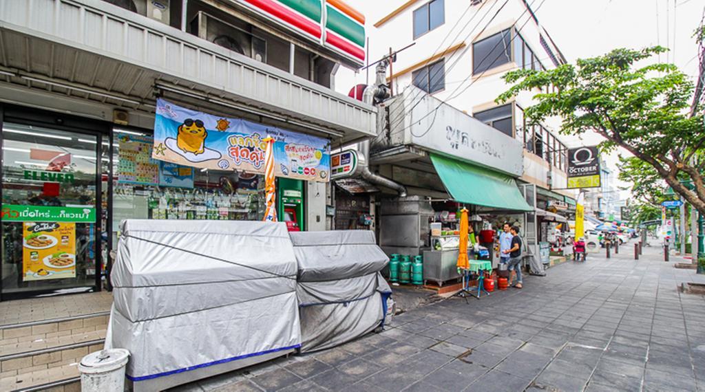 Wooden Suites Bangkok Ngoại thất bức ảnh