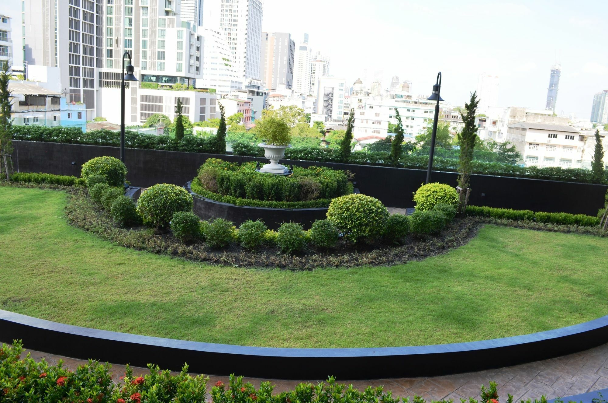Wooden Suites Bangkok Ngoại thất bức ảnh