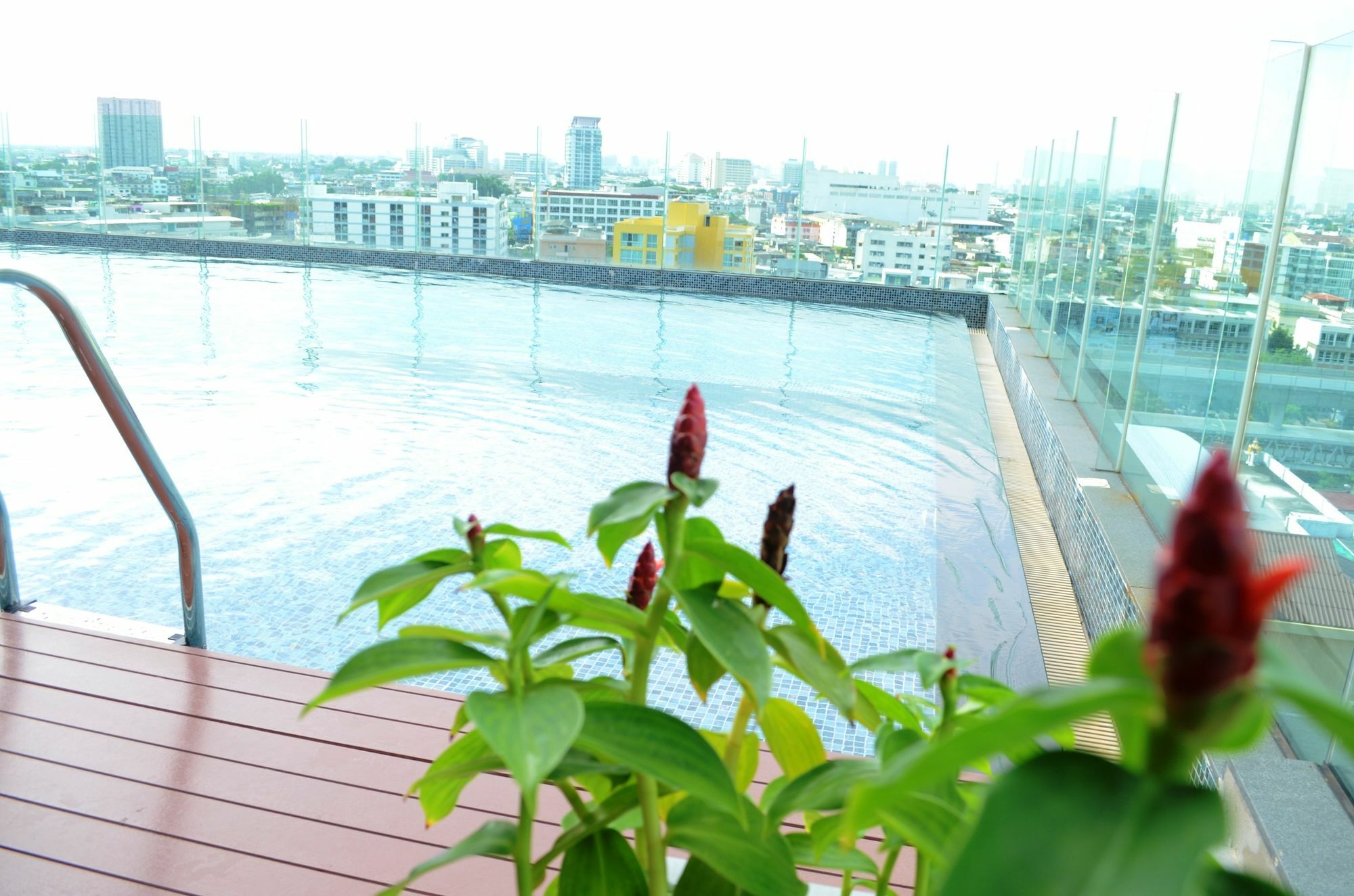 Wooden Suites Bangkok Ngoại thất bức ảnh